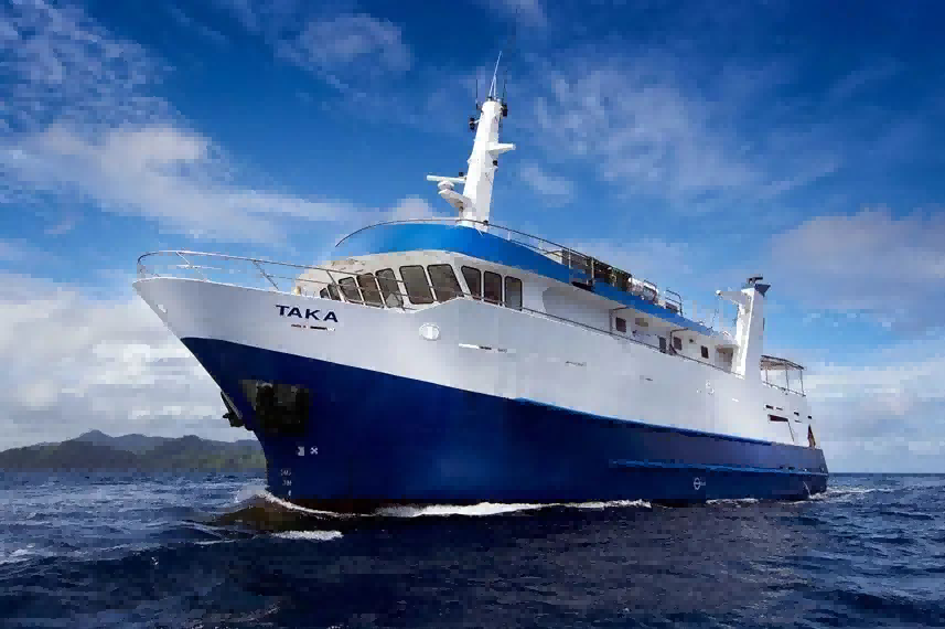 密克罗尼西亚Pacific Master船宿潜水套餐